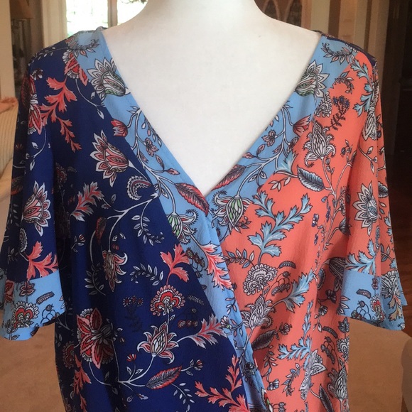 Umgee top in Size Small - Picture 2 of 12